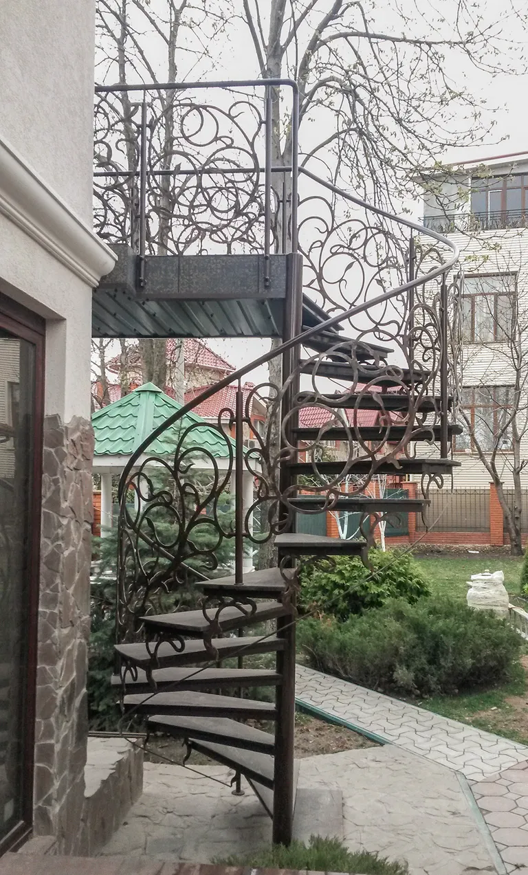 Винтовая лестница — фото 3